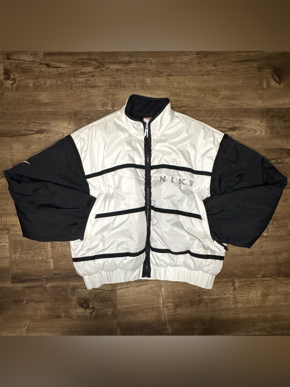 Nike White and Black Colorblock Puffer Jacket